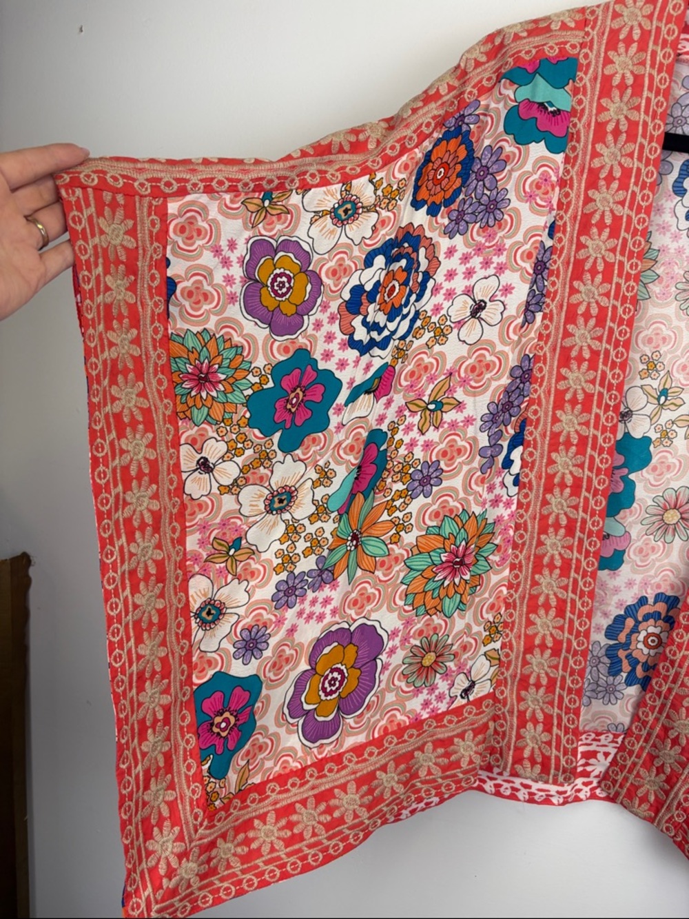 Tolani Patchwork Floral Kimono Jacket Boho Open Front Cropped Multicolor One Sz - Picture 3 of 9